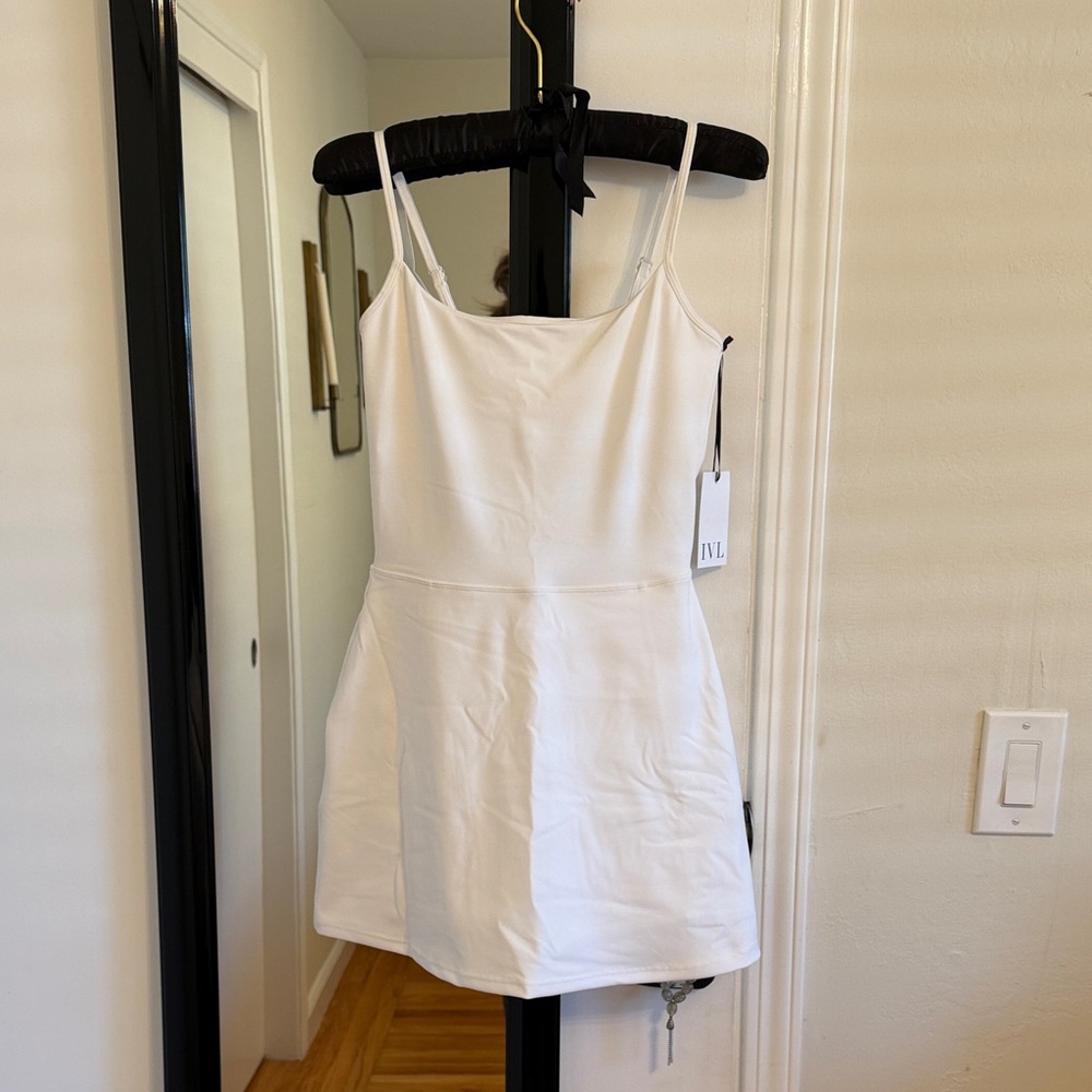 IVL White Tennis/Athletic Dress NWT